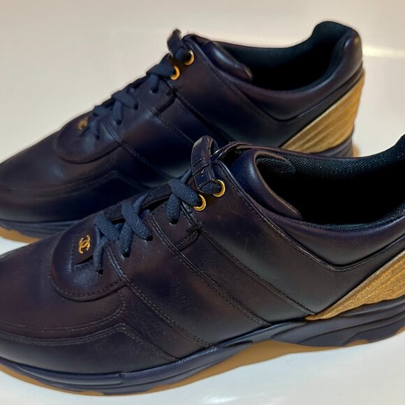 Chanel Leather Sneakers  41 - Picture 3 of 6